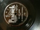 THE SENSATIONAL NIGHTINGALES BURYING GROUND 78 RECORD IN MY MIND