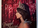 *SIGNED* Kacey Musgraves 