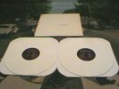 BEATLES WHITE ALBUM WHITE VINYL 78 PRESSING WITH PHOTOS & POSTER EXCELENT VINYL