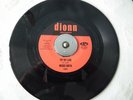 Northern soul record. Moses smith-Girl across the street/ try my love-Dionn reis