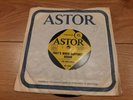 THE MONTANAS - THAT'S WHEN HAPPINESS BEGAN.  '66 OZ ORIG. MOD, PSYCH 45