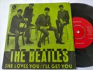The Beatles single 45 She Loves You 1st press Parlophone R 5055 Sweden VG+/VG+