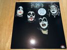 KISS RARE SELF TITLED LP/VINYL PICTURE DISC MODERN RELEASE.VERY GOOD CONDITION.