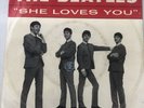 THE BEATLES She Loves You S-4152 45 RPM Vinyl Record & Photo Sleeve Swan Records