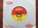 VINYL CHUCK BERRY You Never Can Tell PYE SLEEVE 7N.25257 UK Original 7” 45 EX+
