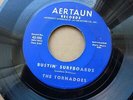 TORNADOES 45 'BUSTIN' SURFBOARDS' USA AERTAUN KILLER 1962 SURF ROCKABILLY VG