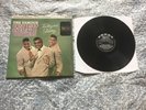 The Isley Brothers-Twisting And Shouting 1963 1st Press United Artists LP UK