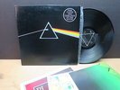 Pink Floyd: The Dark Side of The Moon (M- 1973 Harvest, Singapore HK LP) INSERTS