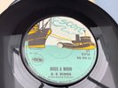 S. S. Binns / Bunny Lee Allstars – Boss A Moon / Brotherley Love