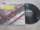 THE BEATLES - PLEASE PLEASE ME - ORIGINAL PARLOPHONE LABEL - LP RECORD