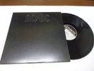 AC-DC 2 RECORD LOT  BACK IN BLACK VG++  HIGH VOLTAGE