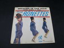 WALKING IN THE RAIN/HOW DOES IT FEEL THE RONETTES 7