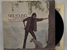 Neil Young - Everybody Knows This Is Nowhere￼ - 1969 US 1st Press 2-Tone VG++