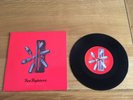 Foo Fighters-Monkey wrench.7