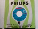 FRANKIE VALLI-Can't Take My Eyes Off You 7