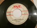 THE TRAITS ON TNT RECORDS TEXAS One More Time / Don't Be Blue 45 Rockabilly VG+