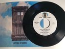 Joni Mitchell / You Turn Me On, I'm a Radio & Urge For Going / 1972  7
