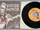 David Bowie. 7”. Fame / Right. Portugal.