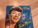 Zeki Muren Record Cover For Lingo / Ben Ağlarken O Ellerle Gülüyordu