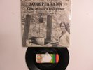 ' LORETTA LYNN ' HIT 45 + PICTURE SLEEVE [ COAL MINER'S DAUGHTER ] 1970