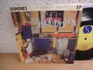 Ramones – Meltdown With The Ramones 7
