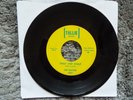 RARE-TOLLIE RECORDS 9001-THE BEATLES-TWIST AND SHOUT-45-(NM-) GREEN LETTERING