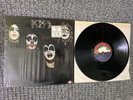 Kiss Lp Kiss 1974 V. G + In Shrink With Song Kissin’  Time