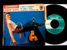 EP JOHNNY HALLYDAY A NEW YORK LANGUETTE TEXTE AU VERSO DANS CARRE JAUNE