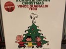 CHARLIE BROWN CHRISTMAS Vince Guaraldi Trio Green Vinyl LP + Poster NEW RARE