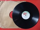 DISQUE EDITH PIAF 78 Trs RPM POLYDOR 524.781 Un coin tout bleu / Tu es partout