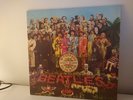 THE BEATLES SGT PEPPER LP VINYL RECORD