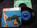45T JOHNNY HALLYDAY SHAKE THE HAND OF A FOOL / BE BOP A LULA ORIGINAL JAPON 1962