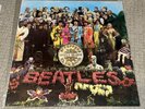 Beatles Sgt. Pepper's Lonely Hearts Club Band 1976 UK Press PCS 7027 -5/-4 HTM