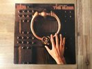 Kiss The elder vinyl 1981 W/ Paper Lyric Sleeve