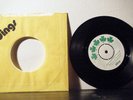 PAUL McCARTNEY  WINGS 7 Inch 45 Give Ireland back to the Irish 1972 Apple uk PS