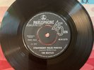 BEATLES 45.  Rare.  IndIa 1967.  STRAWBERRY FIELDS.  Parlophone 45R5570.  EX.