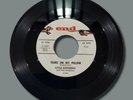 Old 45 RPM - End E-1027 - Little Anthony & Imperials - Tears Pillow Clean (NM)