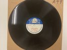 AFRICAN   78 RPM SHELLAC RECORD    LISTEN   A49   miriam makeba vibe