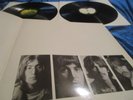 BEATLES  WHITE ALBUM  MAKELLOS   MINT APPLE PRESSUNG LUCKY LOW NUMBER 000700