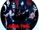 Kiss  12