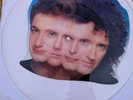 Rare Queen “Breakthru” Original 1989 U.K. UNCUT 7 inch Vinyl Shaped Picture Disc
