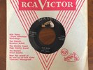 ELVIS PRESLEY - 1956 BLUE MOON / JUST BECAUSE rca victor 45 rpm (47-6640) vinyl