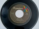 Barbara McNair - He's King / Murray What's Your Hurry - Vintage 45rpm Vinyl VG+