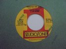 RAPPER ROBERT Minister For Ganja  STUDIO ONE Killer  Deejay Reggae 7
