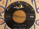 GORD LIGHTFOOT - DAISY - DOO / ( REMEMBER ME , ABC-PARAMOUNT, 45 RPM, 1962, NM