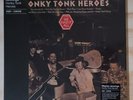 Waylon Jennings - Honky Tonk Heroes | VMP-CW018 180g Rust LP