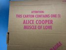 ALICE COOPER LP MUSCLE OF LOVE