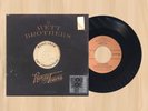THE AVETT BROTHERS February Seven RANDY TRAVIS Three Wooden Crosses RSD 7