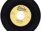 LINK DAVIS - 45  -  Sixteen Chicks