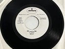 Smile Earth / Step On Me (Queen, Brian May, Roger Taylor ) White Label Promo 7